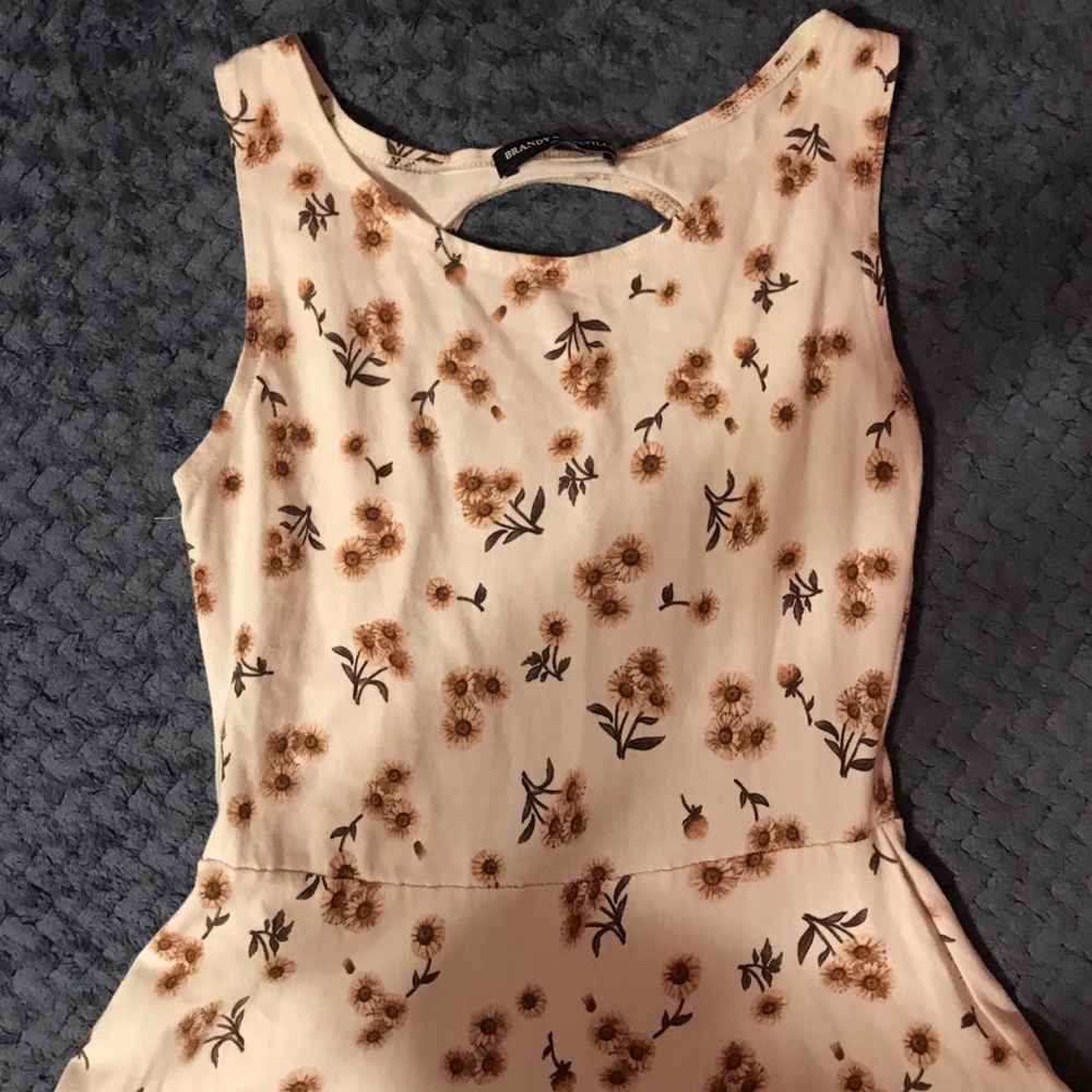 ✨sunflower cutout dress🌻